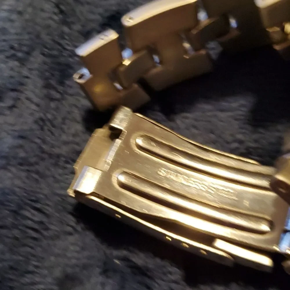 Swiss Navy Gold &‎ Silver Analog Watch
